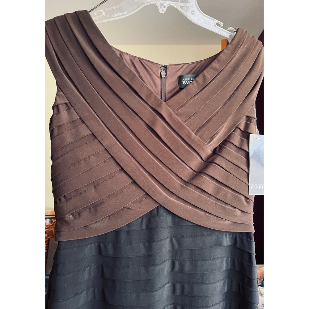 ADRIANNA Papell Bronze + Black Layered Sheath Dress V-Neck Sleeveless Size 10